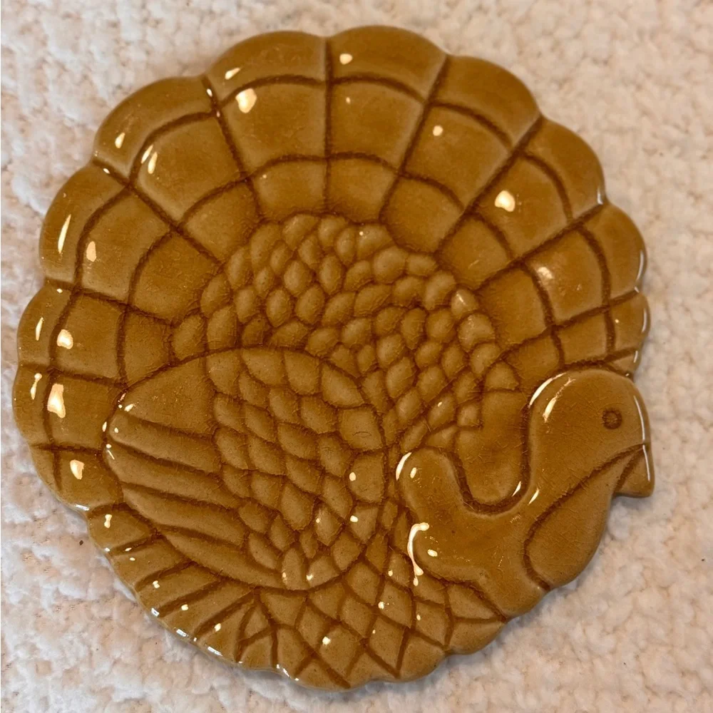 Pier 1 Brown Turkey Shaped Plates‎ Pillsr candle holder Harvest Decor Cozy Home